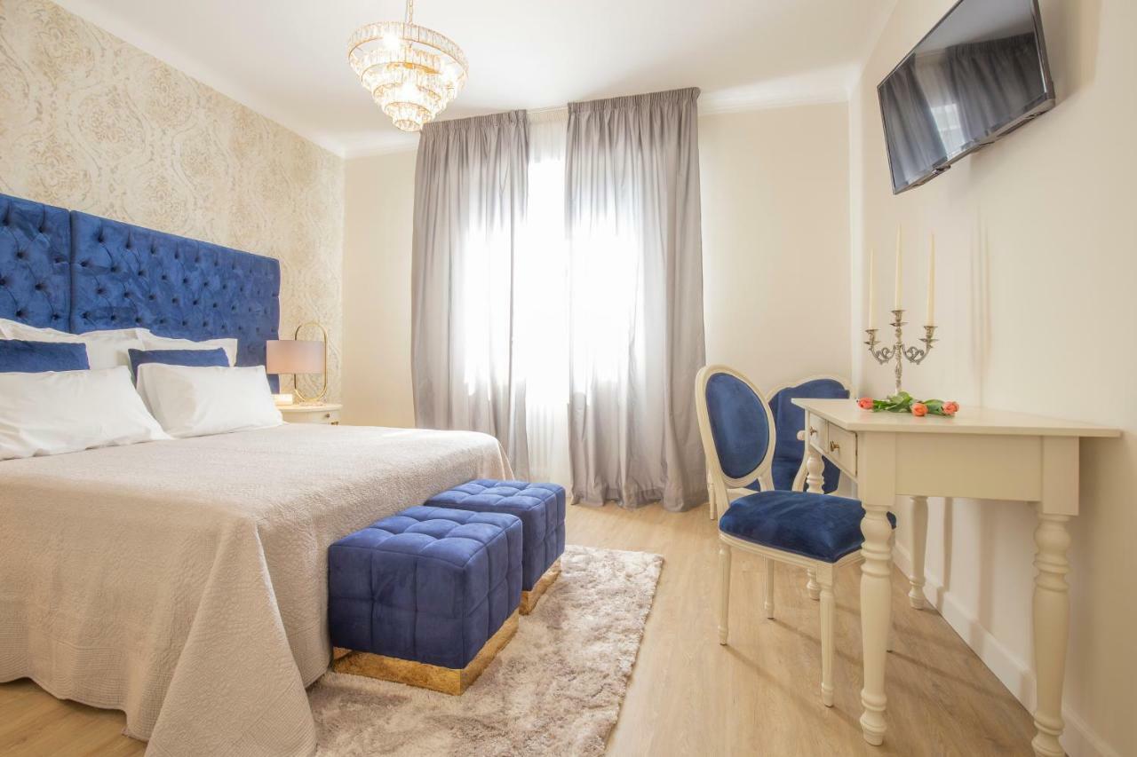 Crys: Apartments, Holiday, Business, Blu Verona Exterior photo